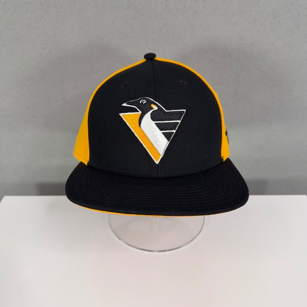 Pittsburgh Penguins Hat Mens OSFA Black Gold NHL Snapback Sporty Hockey Fanatics